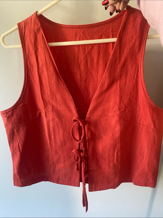 Tops - Women's Red Linen Tie-Front Vest Top